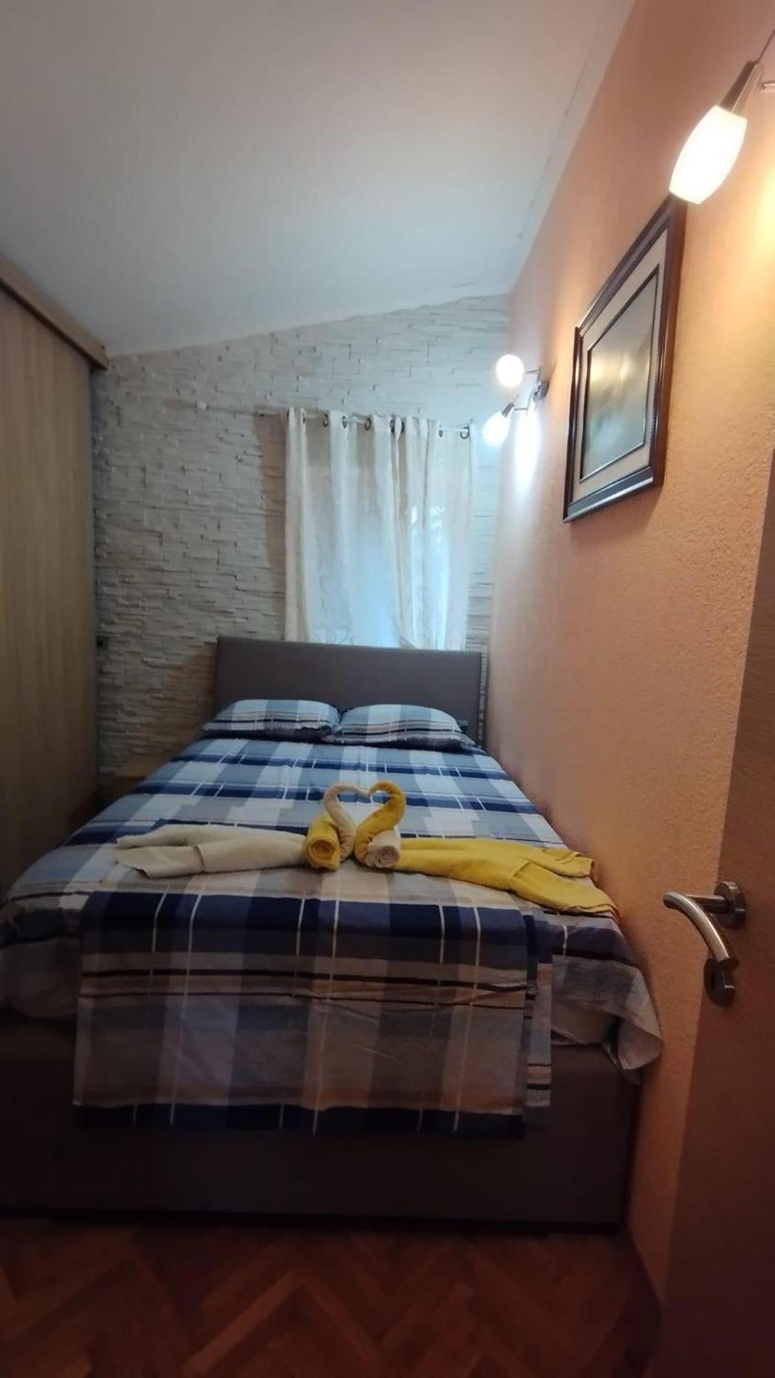 Apartments Djedovic 2 Petrovac 外观 照片