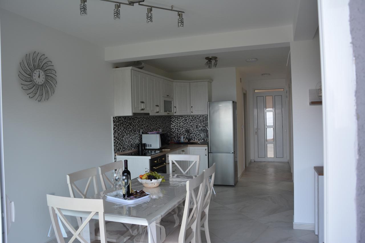 Apartments Djedovic 2 Petrovac 外观 照片