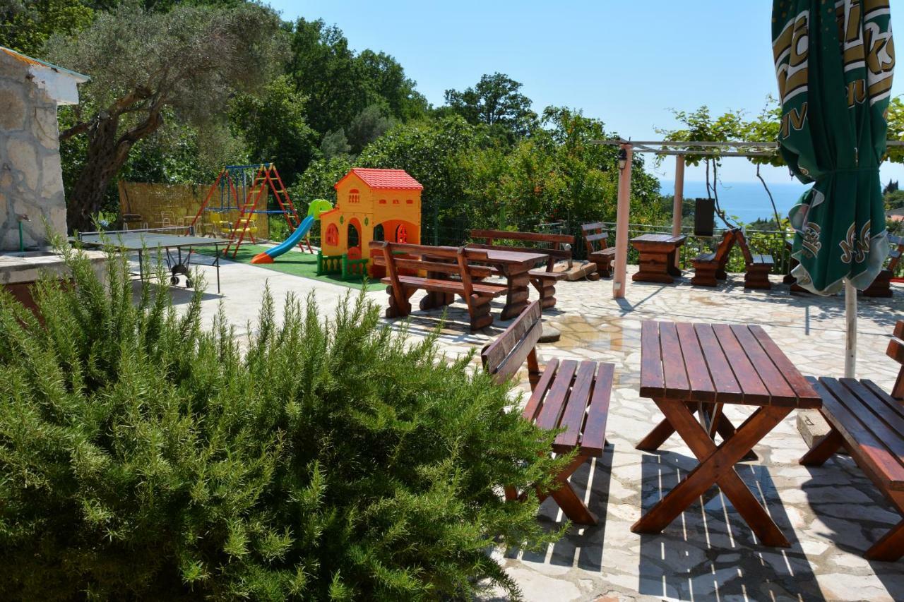 Apartments Djedovic 2 Petrovac 外观 照片